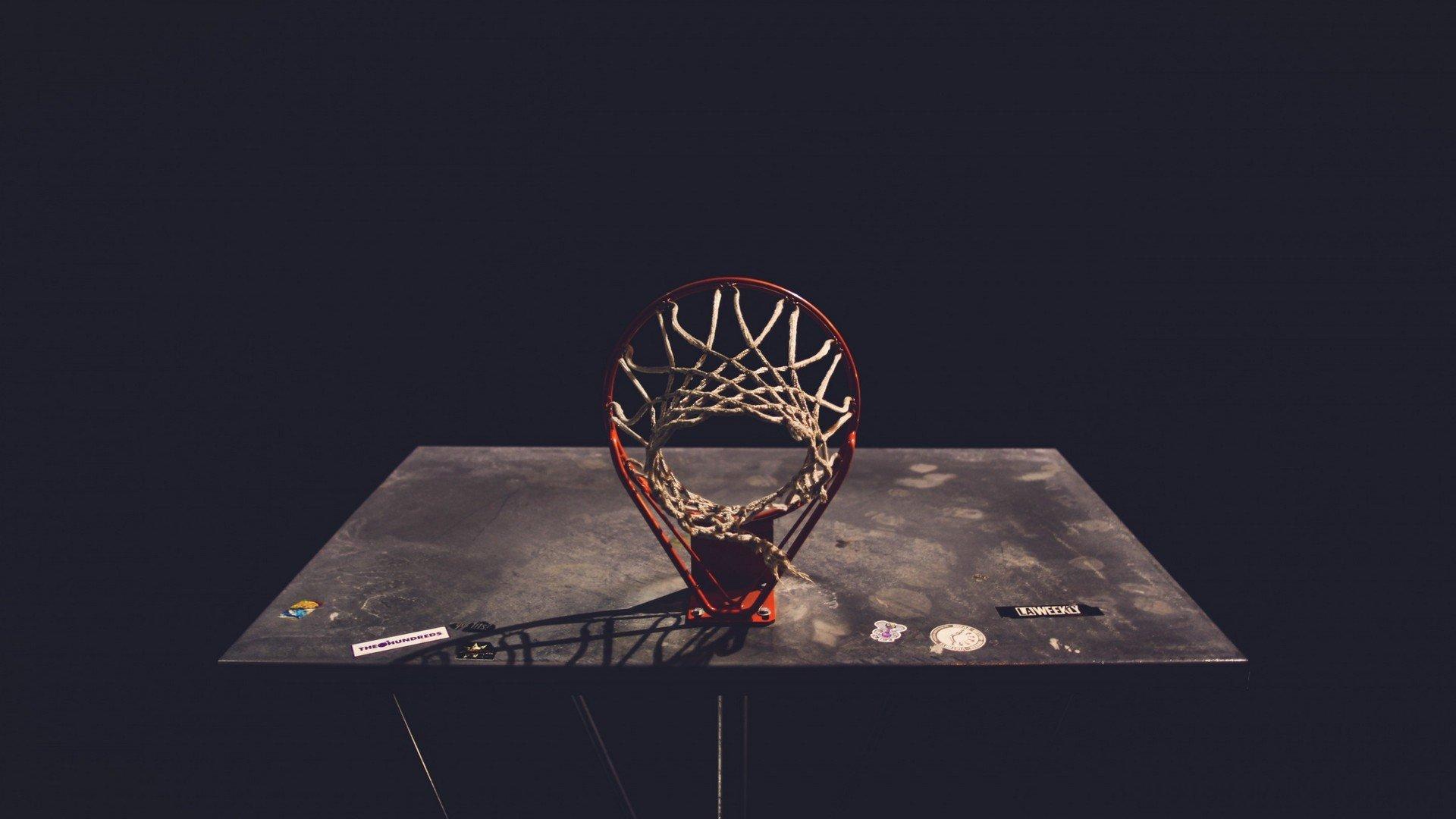 梅西第八次捧起金球奖 刷新足坛历史纪录