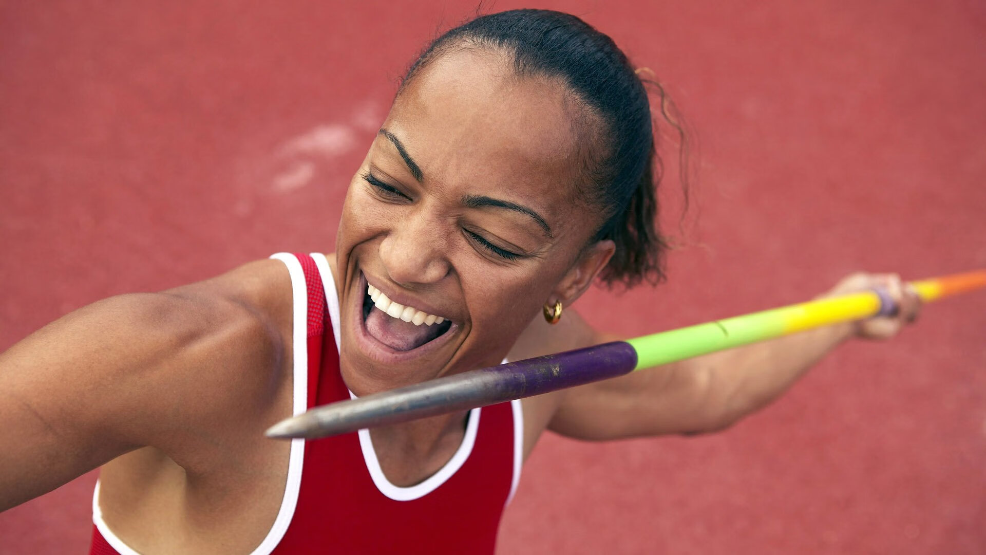 短跑新星闪耀全国青年锦标赛,破纪录夺冠引关注